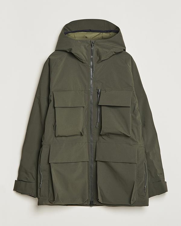 Dark green casual jacket from Peak Performance