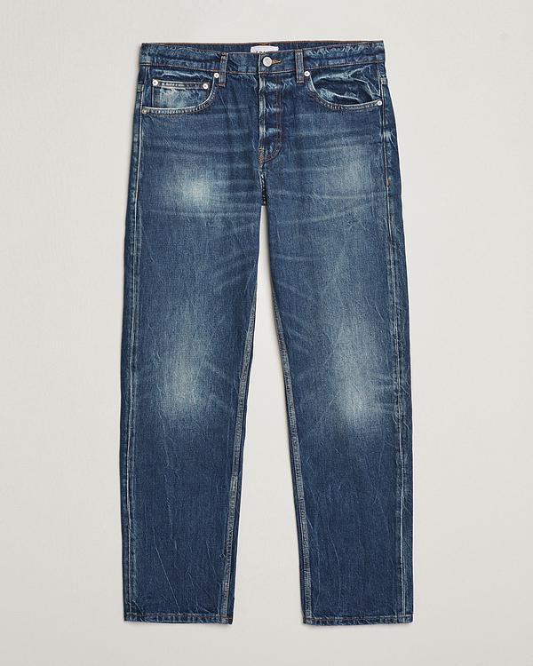 Dark blue jeans from Frame