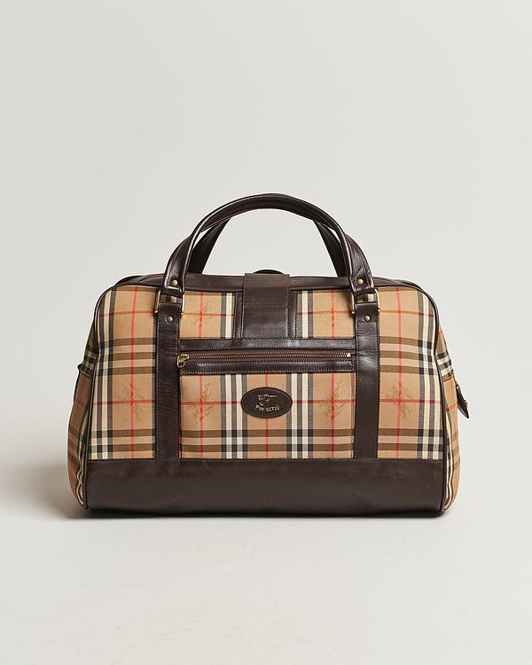 Dark brown weekend bag from Burberry