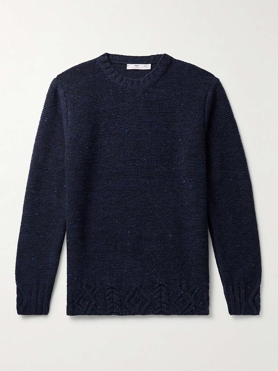 Dark blue cashmere sweater from Inis Meáin