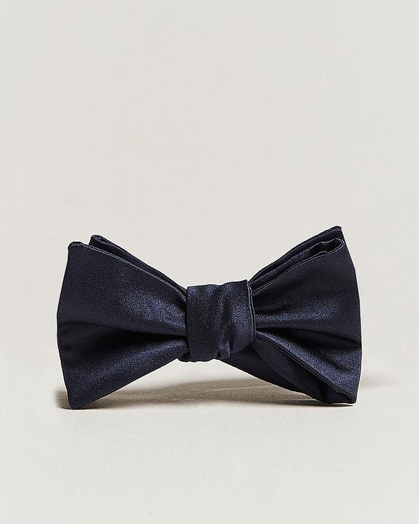 Dark blue bow tie from E. Marinella