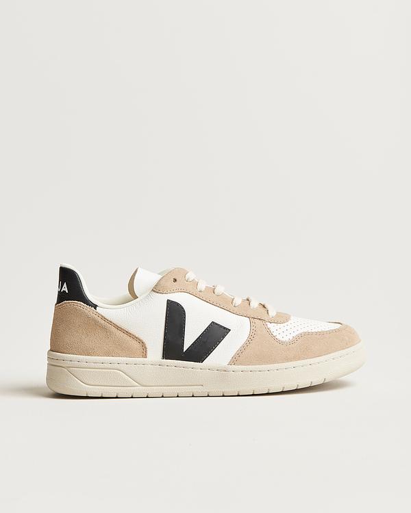 Beige sneakers from Veja