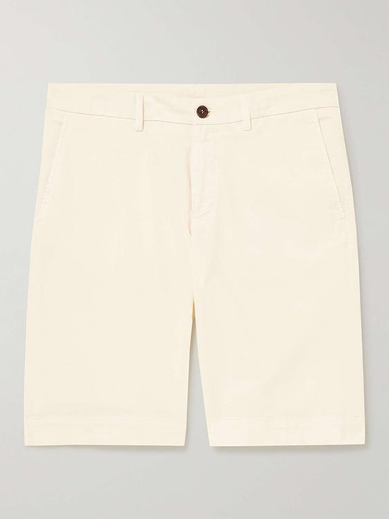White chino shorts from Canali