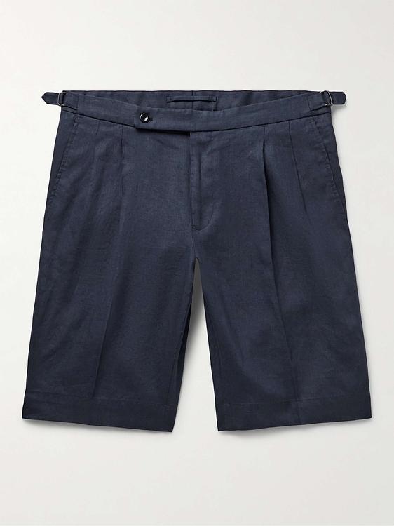 Dark blue chino shorts from Incotex