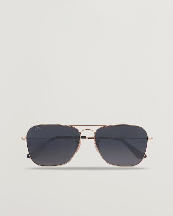 Dark yellow d-frame sunglasses from Ray-Ban