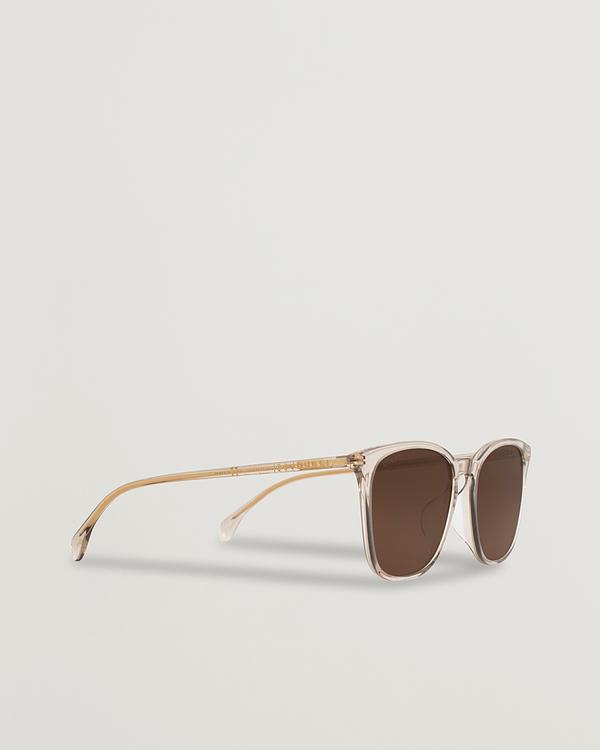 Beige d-frame sunglasses from Gucci