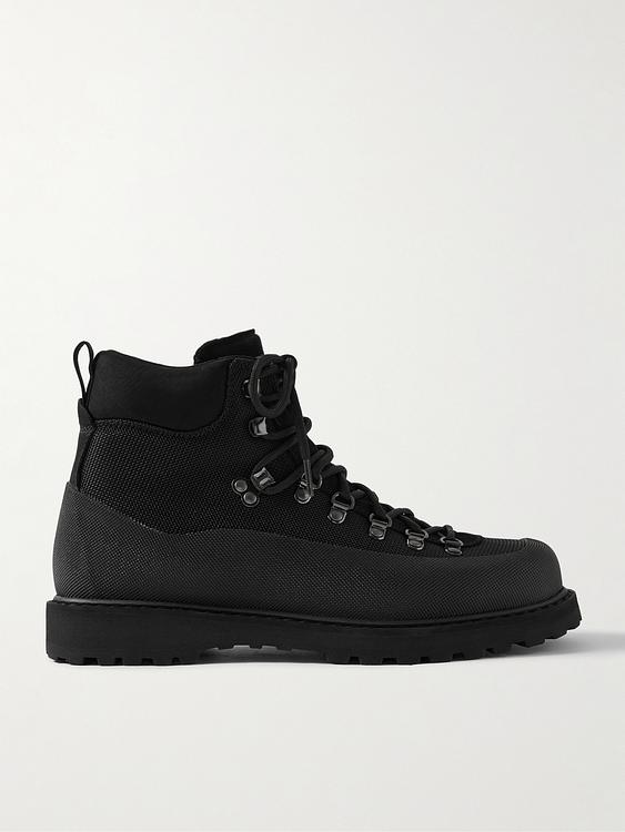 Black lace-up boots from Diemme
