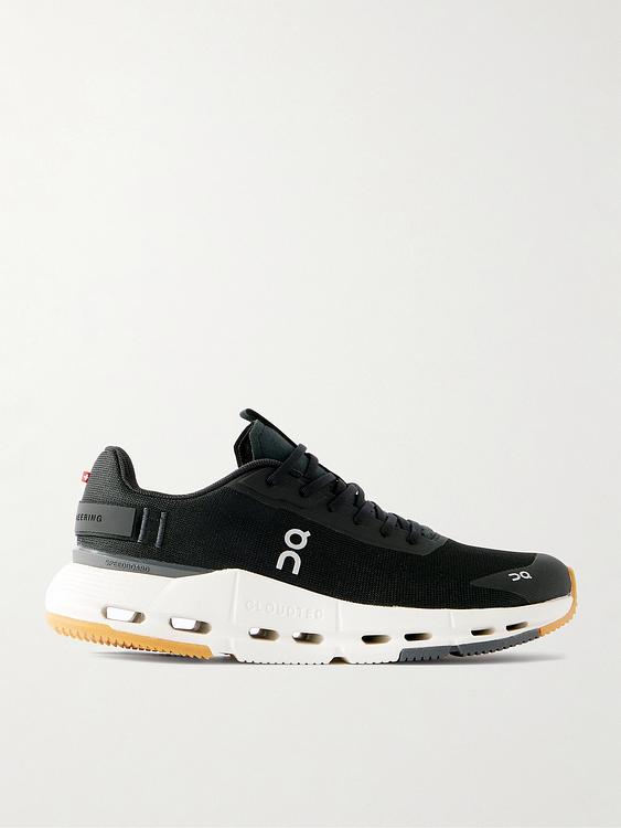 Print black sneakers from ON