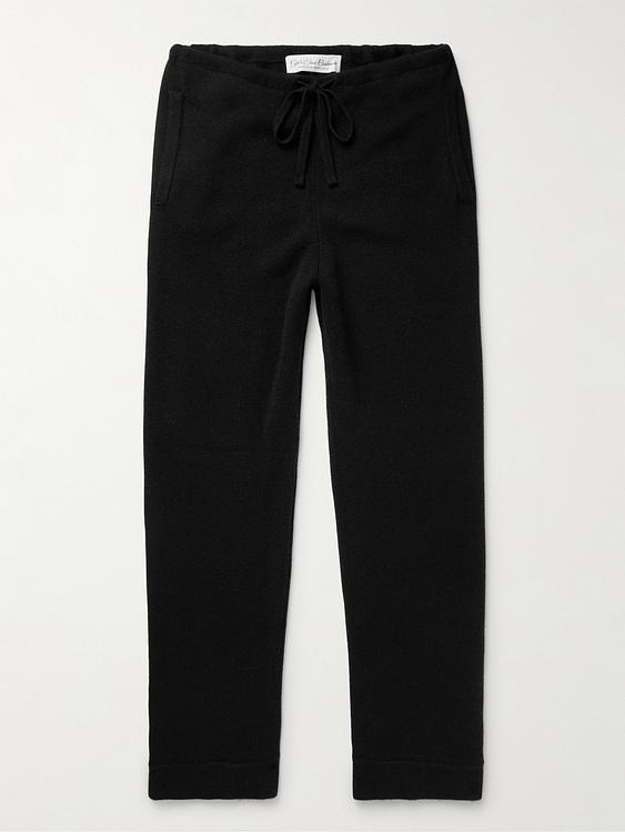 Black sweatpants from God's True Cashmere