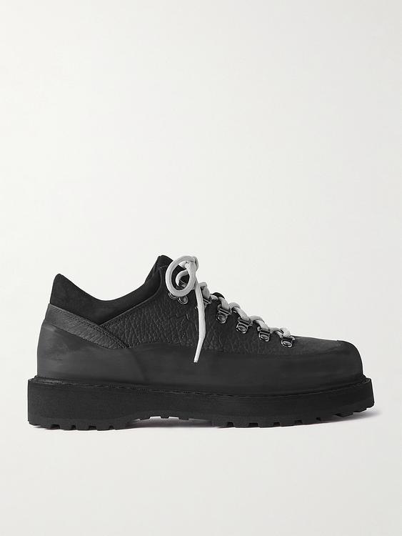 Black sneakers from Diemme