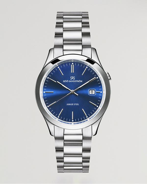 Dark blue watch from Sjöö Sandström