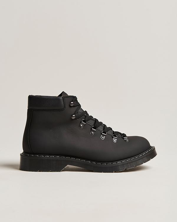 Black lace-up boots from Solovair