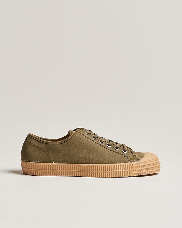 Taupe sneakers from Novesta