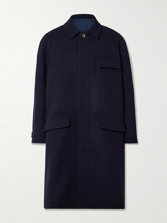 Black coat from De Bonne Facture