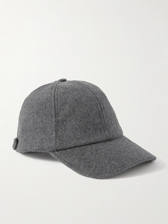Grey cap from Officine Générale