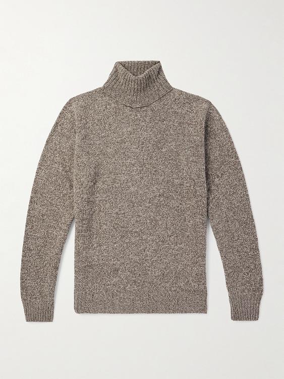 Grey turtleneck from Altea