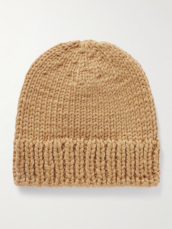 Taupe beanie from Federico Curradi