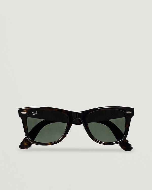 Black d-frame sunglasses from Ray-Ban