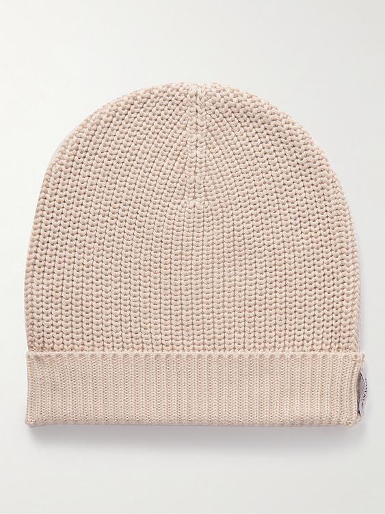 Beige beanie from Ghiaia Cashmere