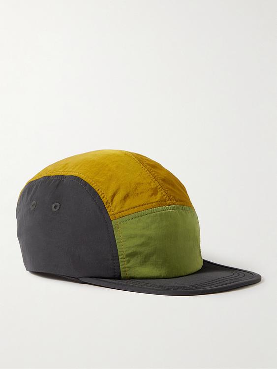 Multicolor cap from Arket
