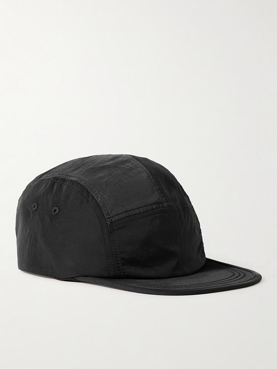 Black cap from Arket
