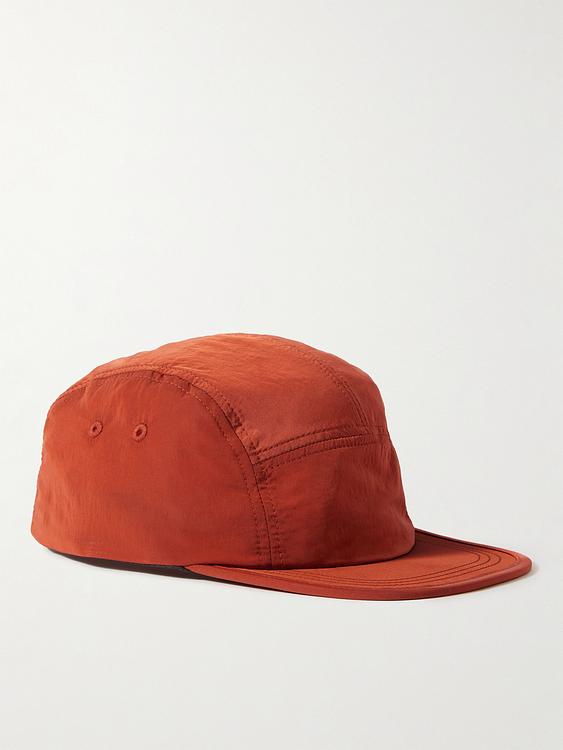 Dark red cap from Arket