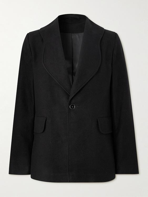 Black suit jacket from Séfr