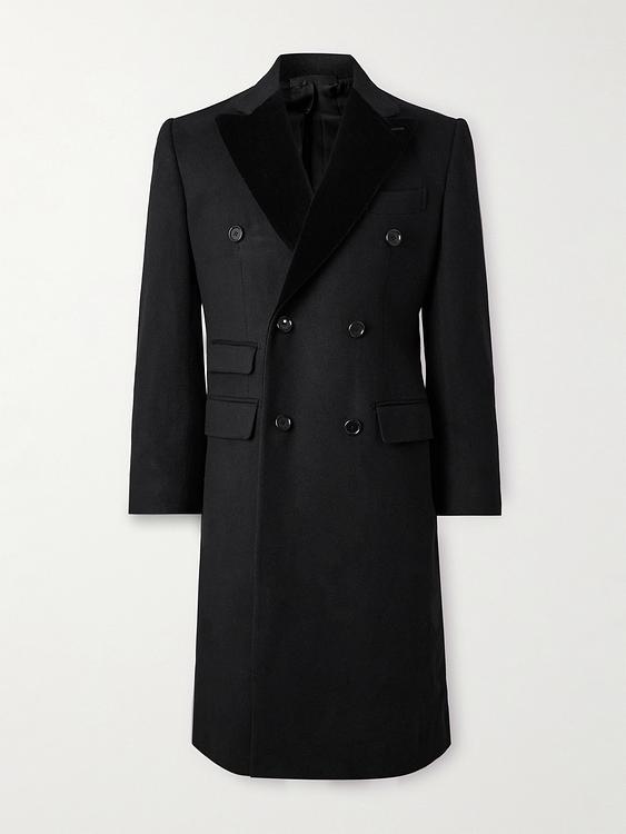 Black coat from De Petrillo