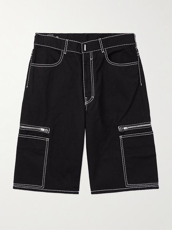 Black cargo shorts from Givenchy