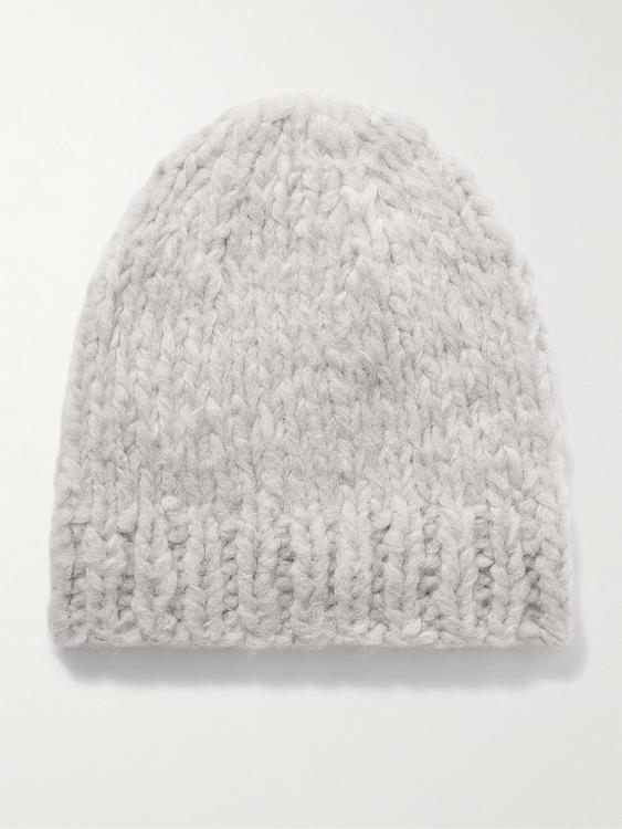 Grey beanie from Gabriela Hearst