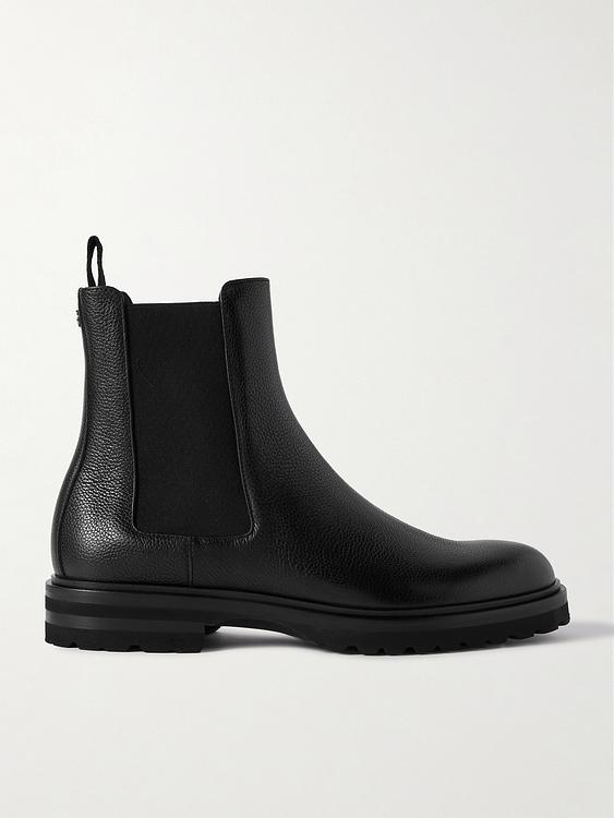 Black chelsea boots from Dolce&Gabbana