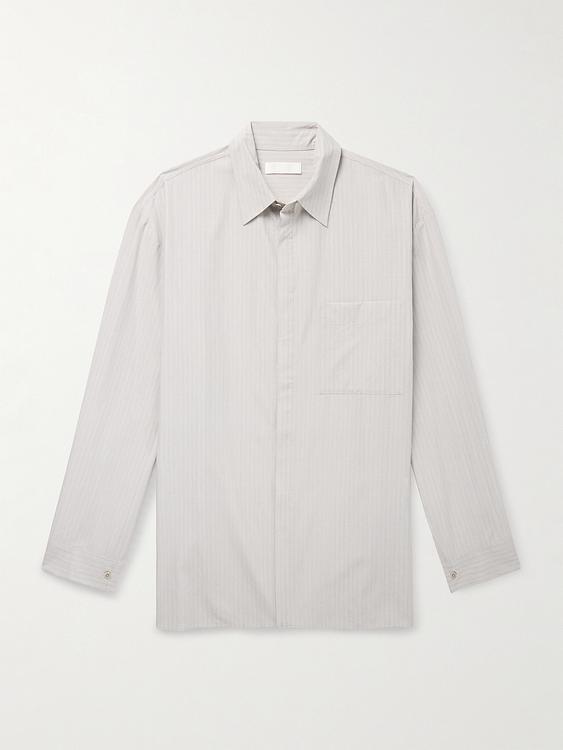 White casual shirt from Amomento