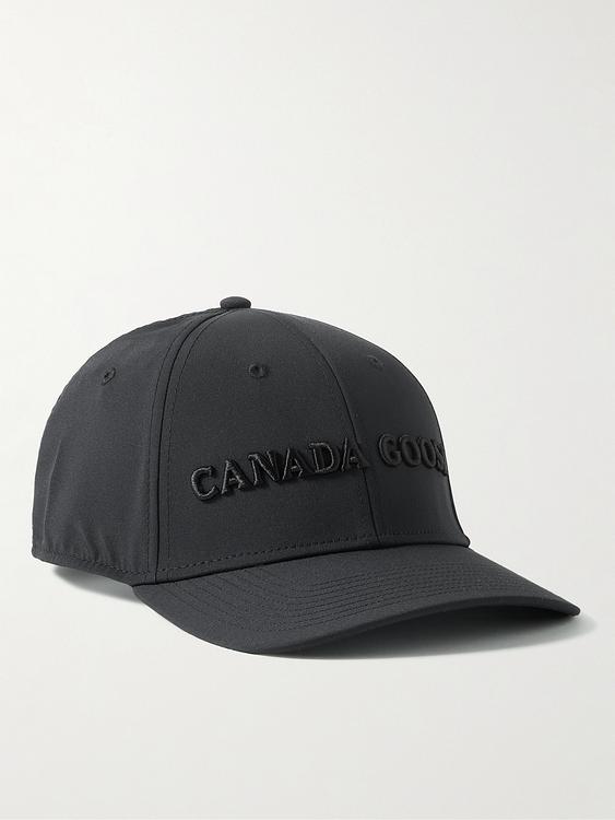 Dark grey cap from Canada Goose