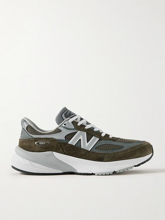 Dark green sneakers from New Balance