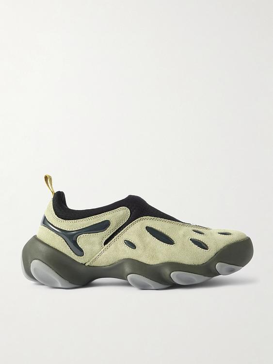 Dark grey sneakers from Oakley Factory