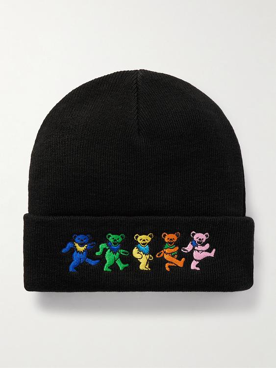 Black beanie from Thisisneverthat