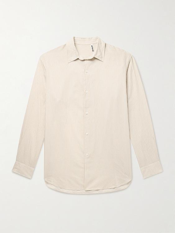 White casual shirt from Kaptain Sunshine