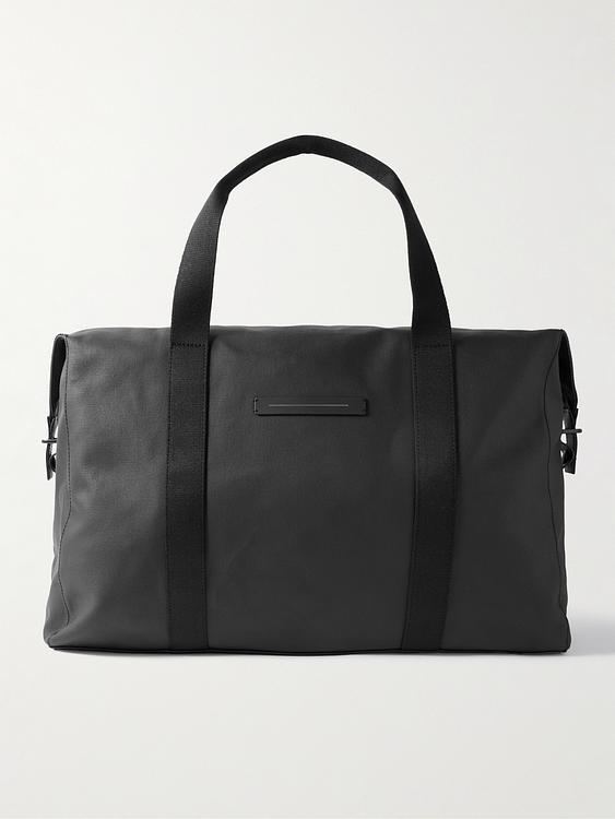 Black weekend bag from HORIZN Studios