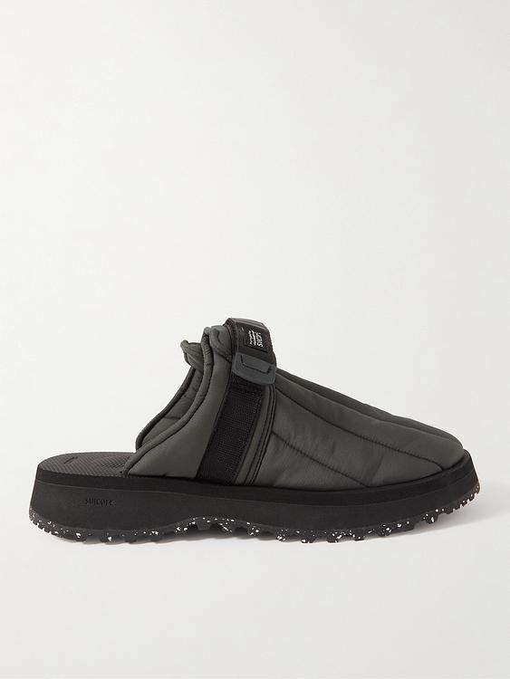 Black sandals from SUICOKE