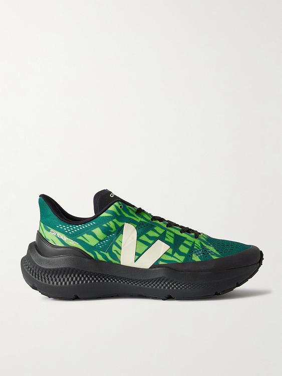 Print black sneakers from Veja