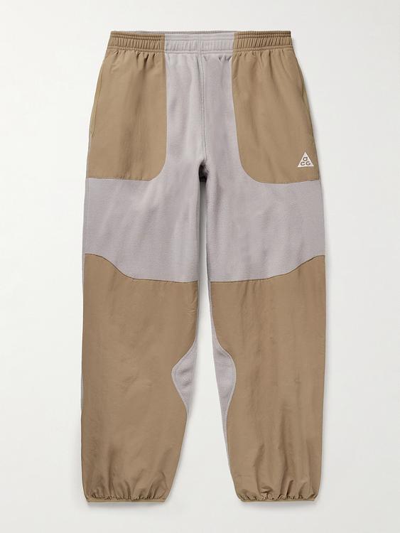 Brown sweatpants from Nike