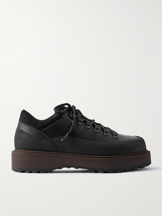 Black sneakers from Diemme