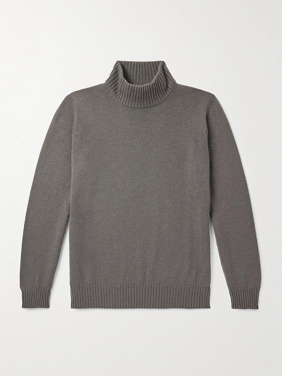 Grey turtleneck from Ghiaia Cashmere