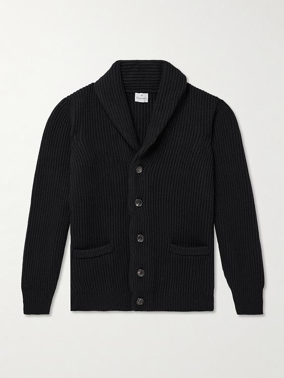 Black cardigan from Kingsman