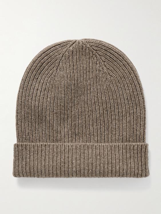 Taupe beanie from Kingsman