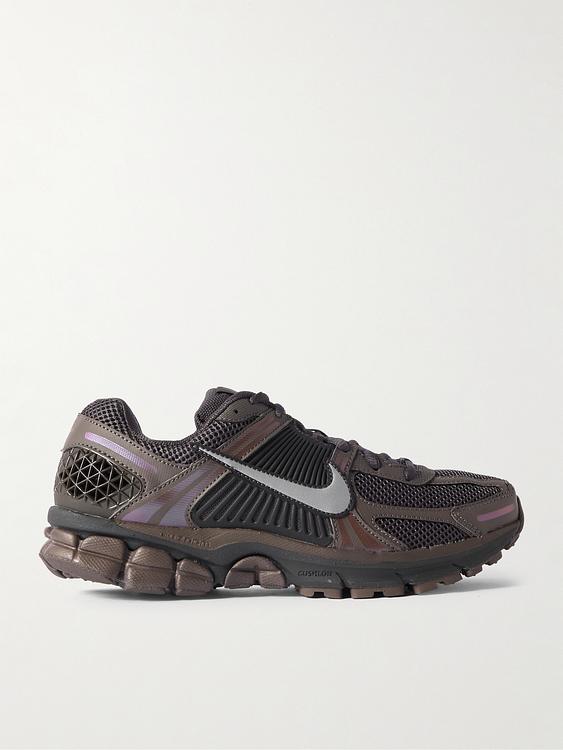 Dark brown sneakers from Nike