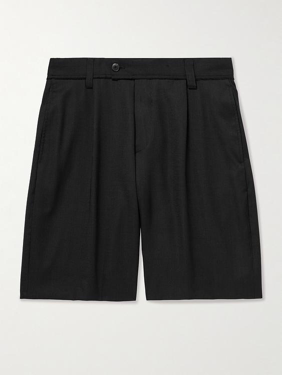 Black chino shorts from Mfpen