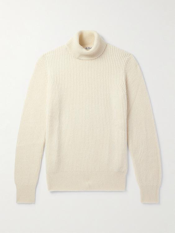 White turtleneck from De Petrillo