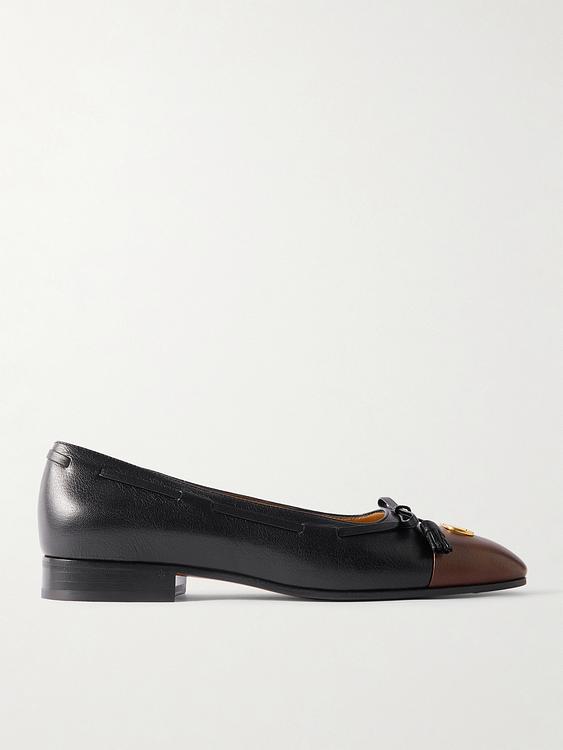 Black loafers from Valentino Garavani