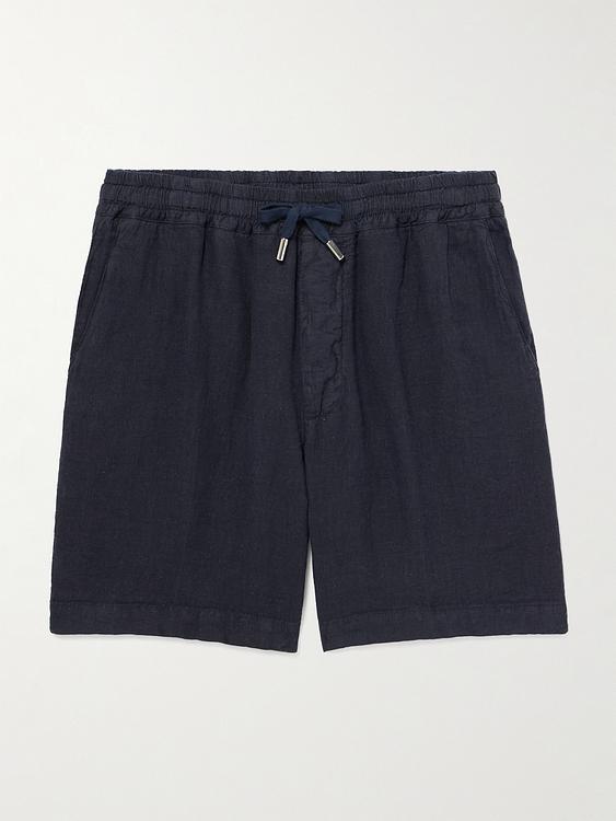 Black chino shorts from Altea
